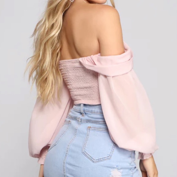 Fashion Nova Pink low Top - Picture 3 of 3